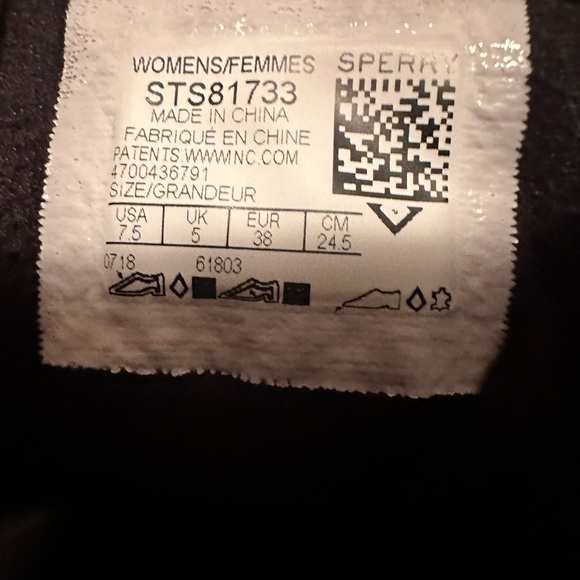 Sperry duck boots, size 7. No box, smoke free home. - Picture 7 of 7